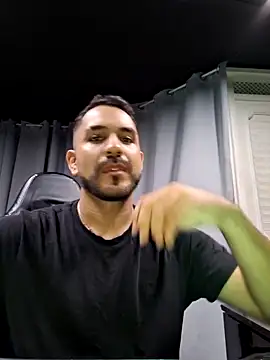 Snapshot of noa_desire chatting on March 6, 2026, 5:15 am noa desire online show from March 6, 2026, 5:15 am