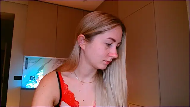 Snapshot of BluueSilk chatting on December 23, 2025, 6:44 am BluueSilk online show from December 23, 2025, 6:44 am