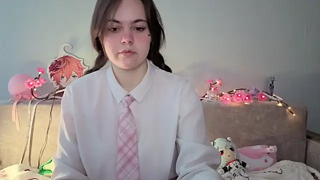 Snapshot of _momomochi_ chatting on February 23, 2026, 3:37 am momomochi online show from February 23, 2026, 3:37 am