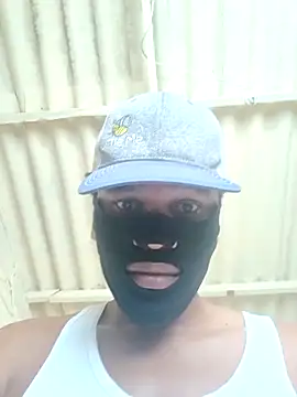 Snapshot of Mkhothiwesibumbu chatting on April 18, 2026, 7:56 am Mkhothiwesibumbu online show from April 18, 2026, 7:56 am