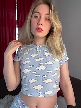 LovelyMiu online show from March 7, 2026, 12:02 pm