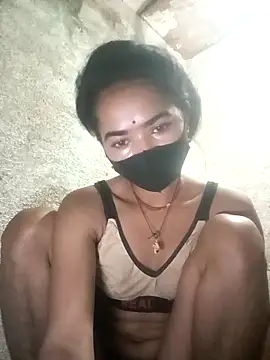 Snapshot of Sunali_Bendre chatting on March 1, 2026, 2:30 pm Sunali Bendre online show from March 1, 2026, 2:30 pm