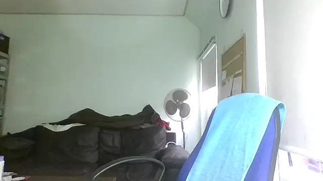 Snapshot of Slave_Nicky chatting on February 10, 2026, 1:26 pm Slave Nicky online show from February 10, 2026, 1:26 pm