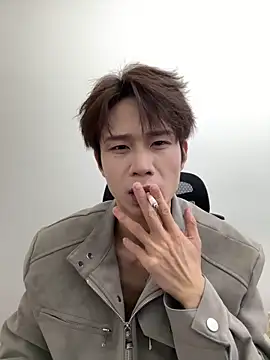 Snapshot of SM_004 chatting on February 3, 2026, 8:41 am SM 004 online show from February 3, 2026, 8:41 am