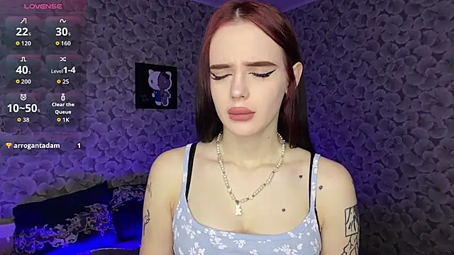 IeshaOsorio online show from February 12, 2026, 6:41 am