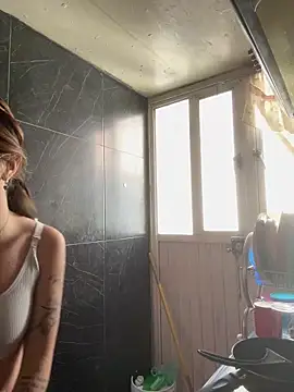 Snapshot of Winniedepootha chatting on March 1, 2026, 7:27 pm Winniedepootha online show from March 1, 2026, 7:27 pm