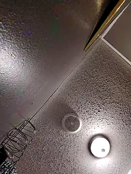 Snapshot of Juicy_Libra69 chatting on February 19, 2026, 5:47 am Juicy Libra69 online show from February 19, 2026, 5:47 am