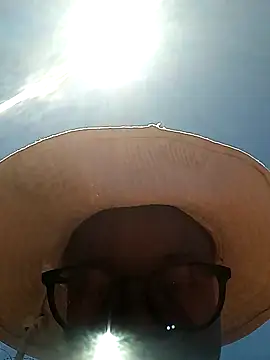 Snapshot of Sexylionessxx27 chatting on February 2, 2026, 10:36 am Sexylionessxx27 online show from February 2, 2026, 10:36 am