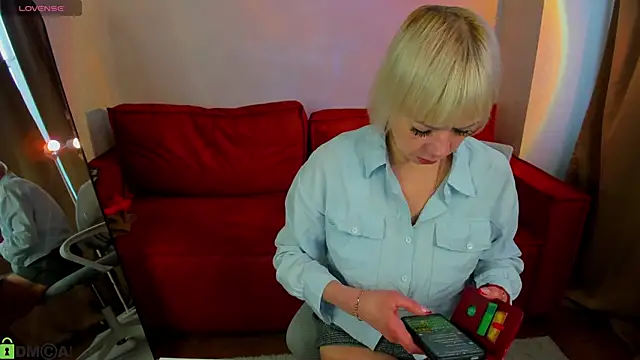 Ann Annise online show from April 8, 2026, 12:43 am