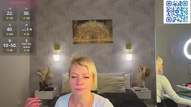 Ann Annise online show from June 3, 2026, 1:19 am