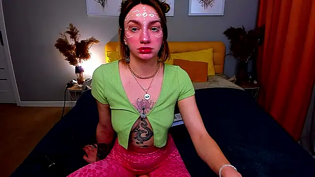 Snapshot of PollyRoseX chatting on February 27, 2026, 7:25 pm PollyRoseX online show from February 27, 2026, 7:25 pm