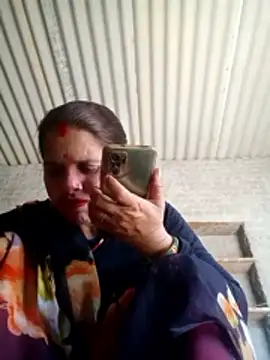 Snapshot of Lucky_couple-1 chatting on February 5, 2026, 8:19 am Lucky couple-1 online show from February 5, 2026, 8:19 am