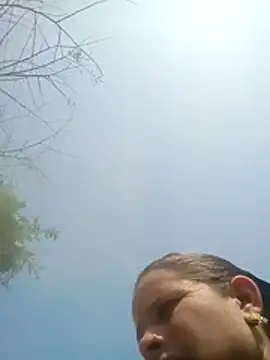 Snapshot of Lucky_couple-1 chatting on February 13, 2026, 5:58 am Lucky couple-1 online show from February 13, 2026, 5:58 am