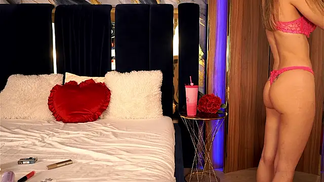 Snapshot of AmeelliaRose chatting on February 10, 2026, 8:46 pm AmeelliaRose online show from February 10, 2026, 8:46 pm