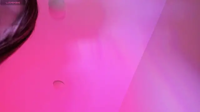 Vega Taylor online show from March 31, 2026, 4:02 am