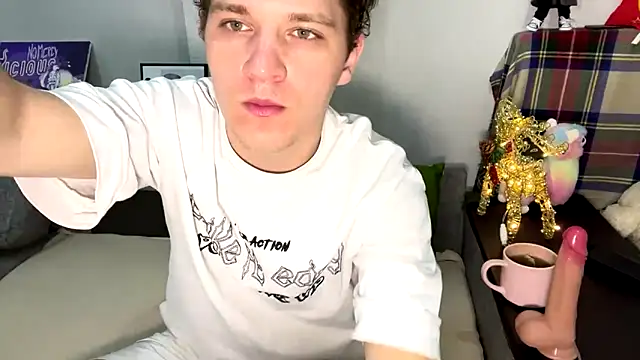 Snapshot of Bob_bucks chatting on March 12, 2026, 1:45 am Bob bucks online show from March 12, 2026, 1:45 am