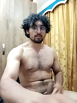 Snapshot of Apolo_Men chatting on February 26, 2026, 5:06 am Apolo Men online show from February 26, 2026, 5:06 am