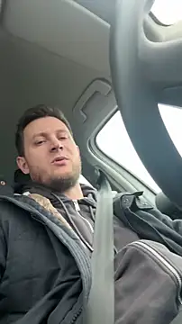 Snapshot of LubasOriginMen chatting on February 23, 2026, 9:50 am LubasOriginMen online show from February 23, 2026, 9:50 am