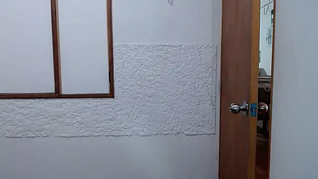 Snapshot of JulianaLopera1 chatting on February 10, 2026, 3:27 pm JulianaLopera1 online show from February 10, 2026, 3:27 pm