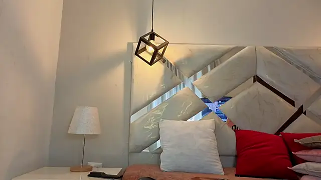 karlaa megan online show from April 14, 2026, 6:58 pm