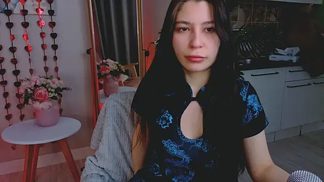 Snapshot of ValeryOhara_ chatting on February 15, 2026, 8:38 pm ValeryOhara online show from February 15, 2026, 8:38 pm