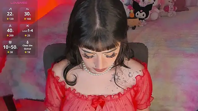 Tamara uwu online show from April 17, 2026, 11:30 pm