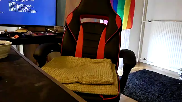 LovelyMeli online show from March 25, 2026, 10:43 am