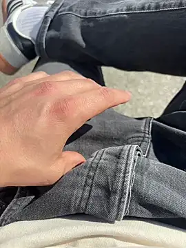 Snapshot of Lennart1869 chatting on March 16, 2026, 1:04 pm Lennart1869 online show from March 16, 2026, 1:04 pm