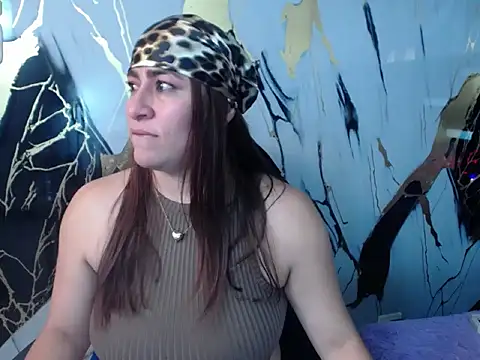 Alison-mar online show from April 13, 2026, 3:01 am