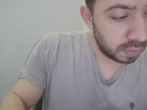 Snapshot of hessds34 chatting on February 13, 2026, 5:20 pm hessds34 online show from February 13, 2026, 5:20 pm