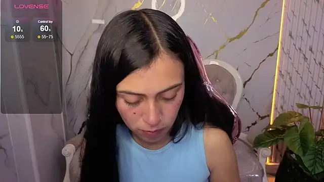 Snapshot of Abby1_b_ chatting on February 18, 2026, 8:05 pm Abby1 b online show from February 18, 2026, 8:05 pm