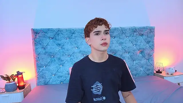 Snapshot of ryan_onFire chatting on March 21, 2026, 1:37 pm ryan onFire online show from March 21, 2026, 1:37 pm