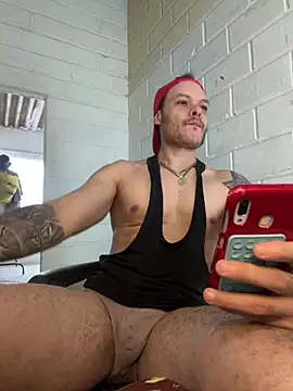 Snapshot of jeyko_jey chatting on February 2, 2026, 7:45 pm jeyko jey online show from February 2, 2026, 7:45 pm