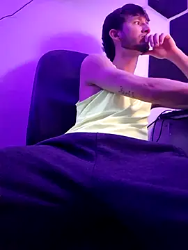 Michaevin22 online show from June 9, 2026, 2:23 am