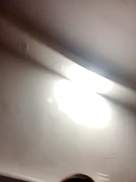 Snapshot of lej73 chatting on February 25, 2026, 9:02 pm lej73 online show from February 25, 2026, 9:02 pm