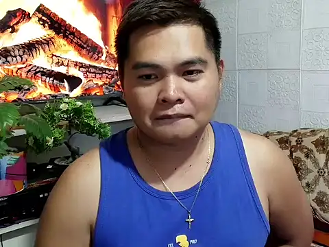 Snapshot of bigloadfox chatting on February 13, 2026, 2:24 pm bigloadfox online show from February 13, 2026, 2:24 pm