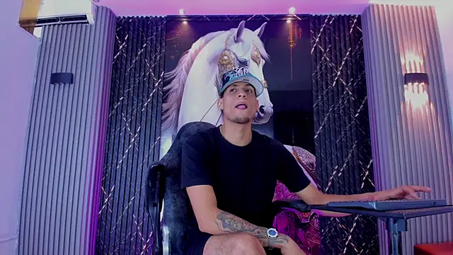 Snapshot of the_knights_of_the_night chatting on March 19, 2026, 2:15 am the knights of the night online show from March 19, 2026, 2:15 am