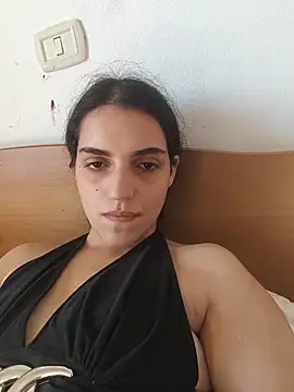 Snapshot of SoniaMoonnnnn chatting on May 23, 2026, 5:34 am SoniaMoonnnnn online show from May 23, 2026, 5:34 am