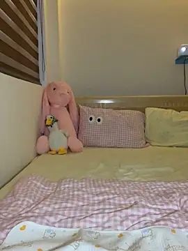 Snapshot of Luna_Nhii05 chatting on February 9, 2026, 9:13 am Luna Nhii05 online show from February 9, 2026, 9:13 am