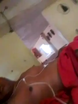 Snapshot of jary98 chatting on February 17, 2026, 12:34 pm jary98 online show from February 17, 2026, 12:34 pm