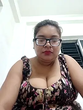 Snapshot of Elie_Hallway chatting on May 14, 2026, 6:26 pm Elie Hallway online show from May 14, 2026, 6:26 pm
