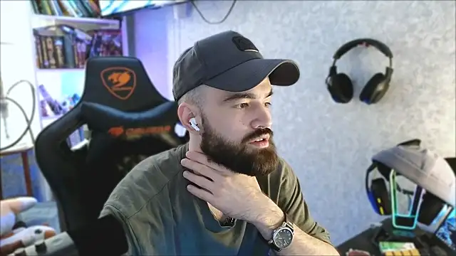  Mostly  online show from April 7, 2026, 10:48 am