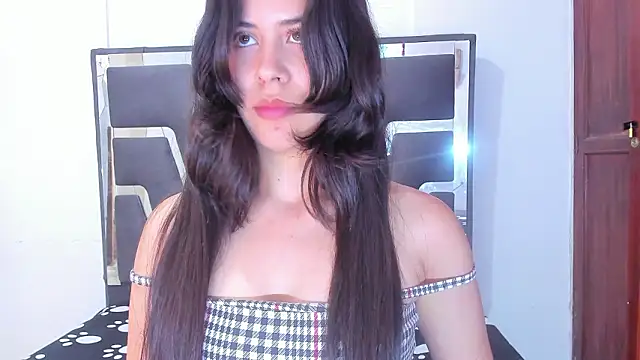 Snapshot of SamanthaHill_ chatting on February 11, 2026, 7:41 pm SamanthaHill online show from February 11, 2026, 7:41 pm