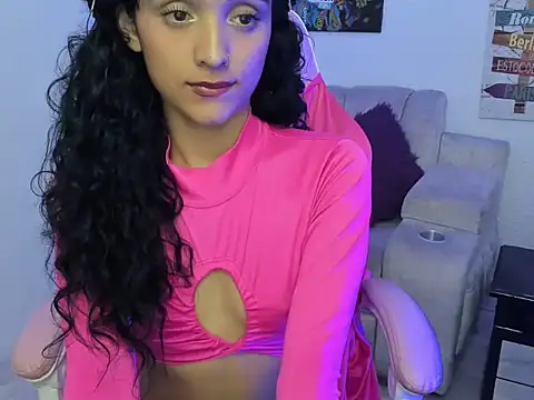 Snapshot of Nikita_johnson chatting on February 11, 2026, 8:25 pm Nikita johnson online show from February 11, 2026, 8:25 pm