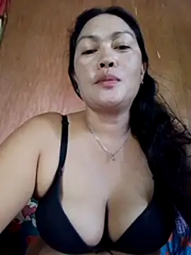 sexymom siovie online show from July 12, 2026, 5:20 am