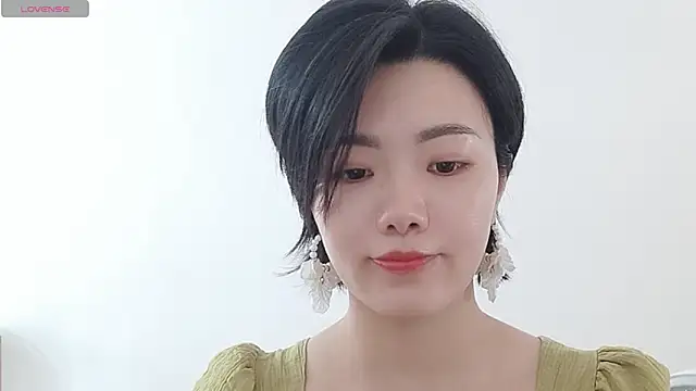 Nikishine online show from May 31, 2026, 5:37 am