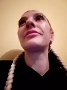 LannaQuinn online show from February 18, 2026, 6:48 pm