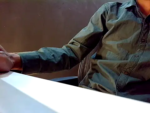 Snapshot of Indian-gentleman_teen chatting on March 4, 2026, 3:40 pm Indian-gentleman teen online show from March 4, 2026, 3:40 pm