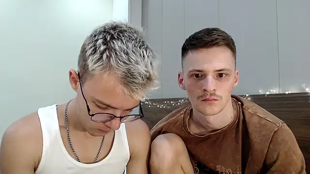 Snapshot of NikiKerryCum chatting on February 3, 2026, 11:48 am NikiKerryCum online show from February 3, 2026, 11:48 am