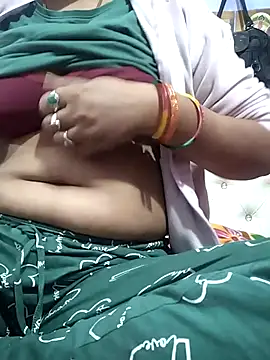 Snapshot of Madhubala6 chatting on February 16, 2026, 4:08 am Madhubala6 online show from February 16, 2026, 4:08 am